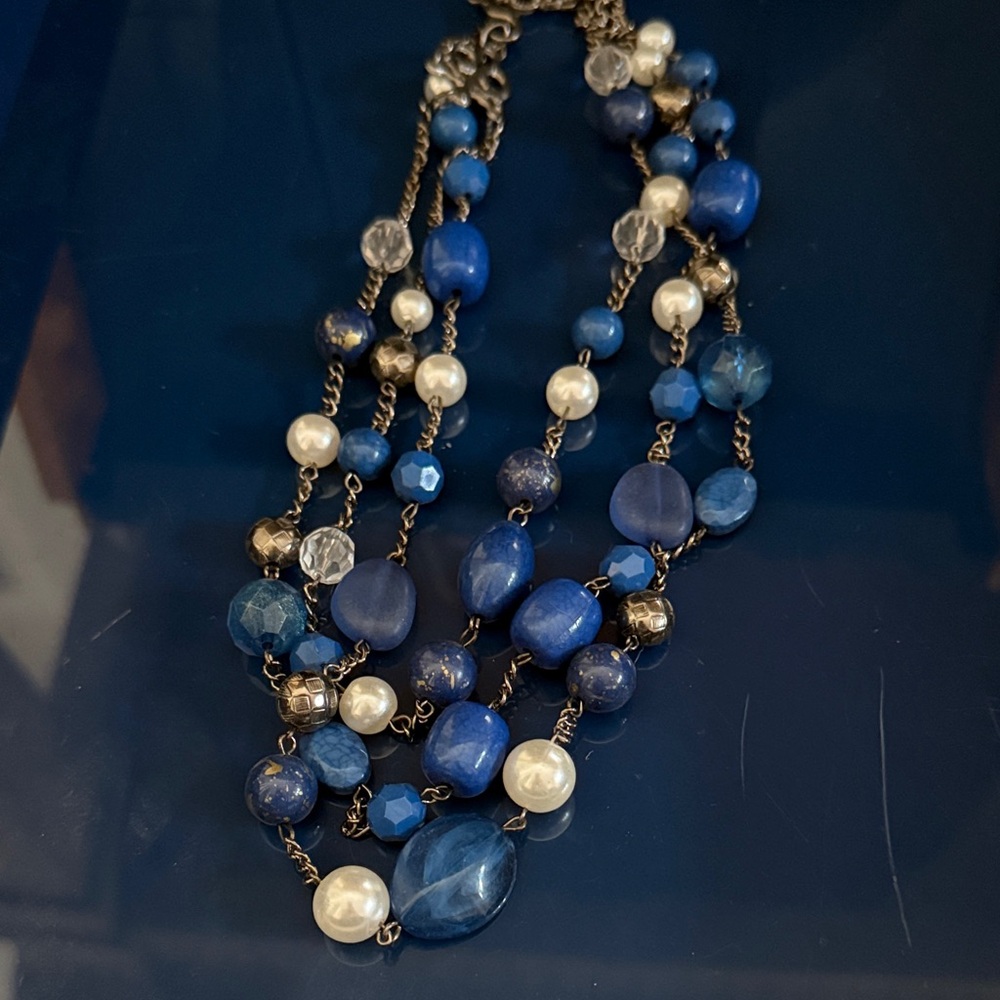 Elegant Blue and Silver Beaded Necklace